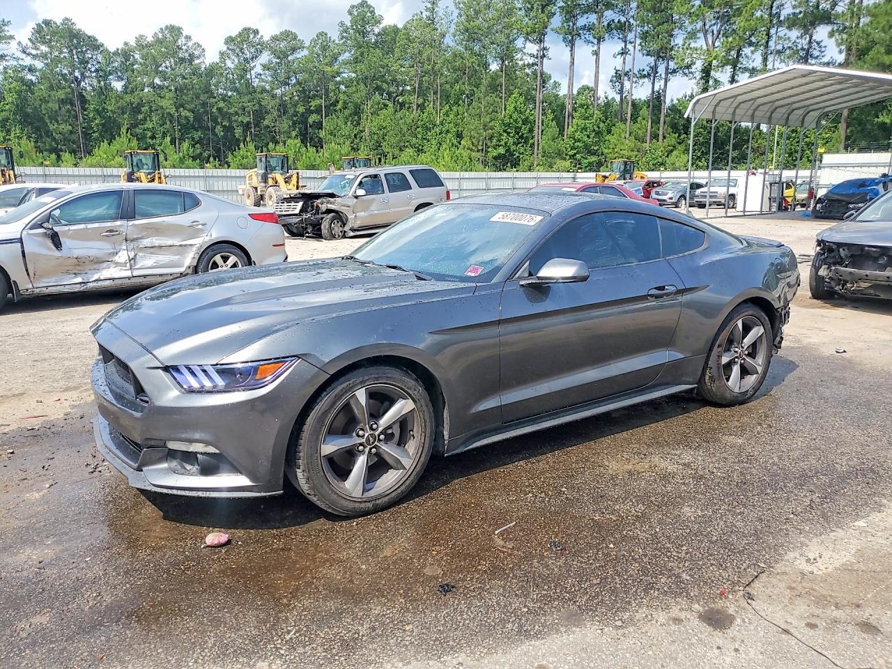 2016 Ford Mustang - zdjęcie główne