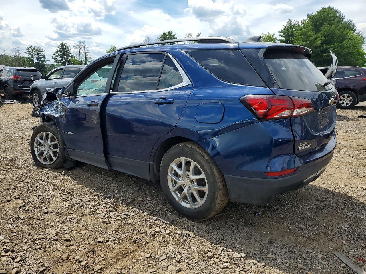 2022 Chevrolet Equinox Lt - zdjęcie 2