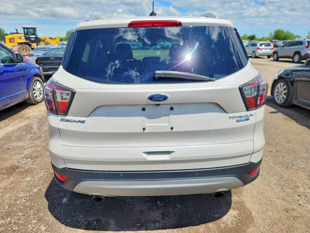 2017 Ford Escape Titanium - zdjęcie 6