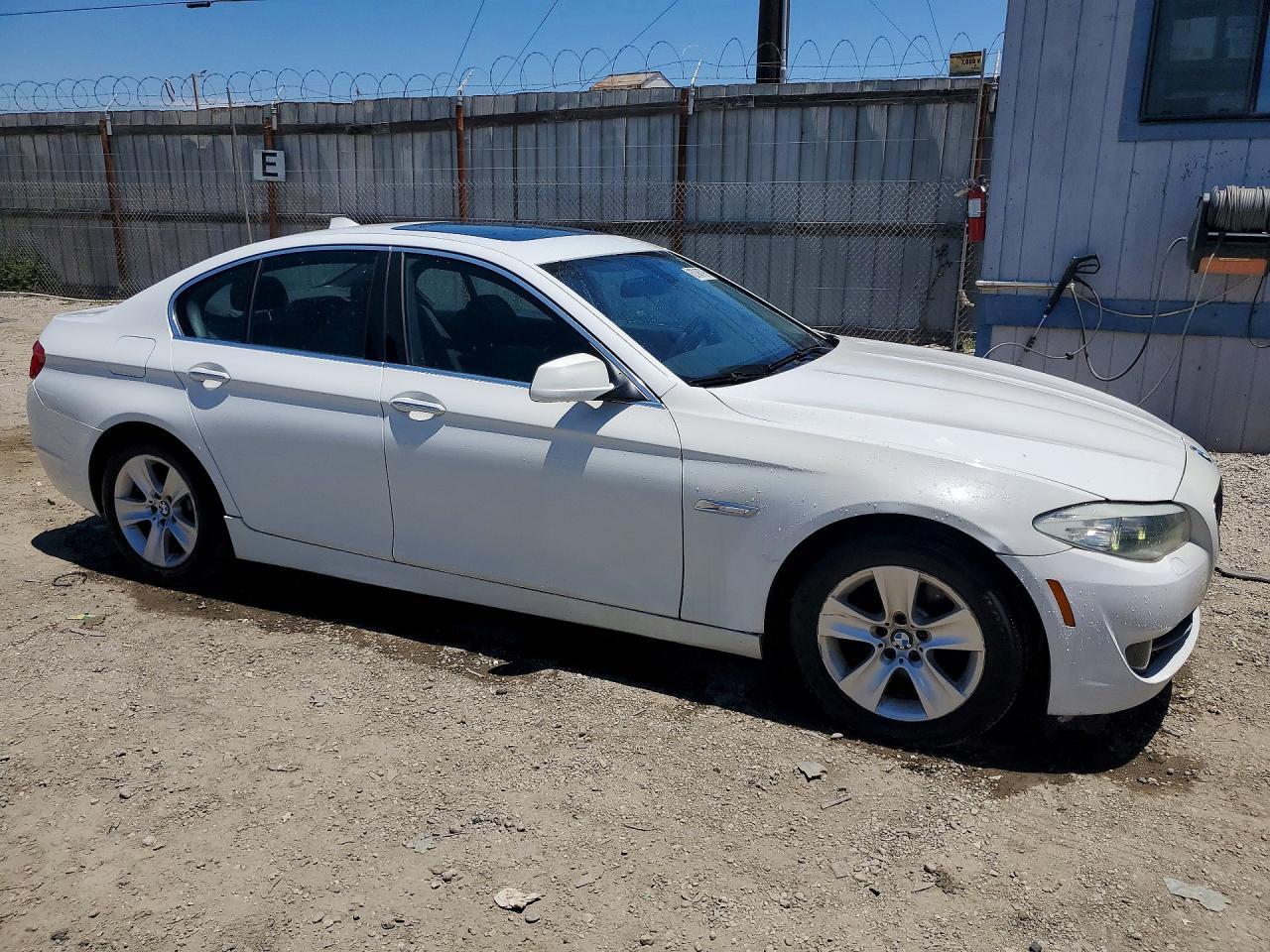 2013 BMW 528 I - zdjęcie 4