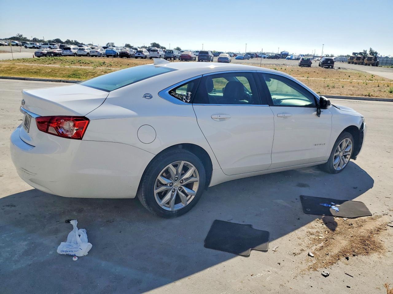 2018 Chevrolet Impala Lt - zdjęcie 3