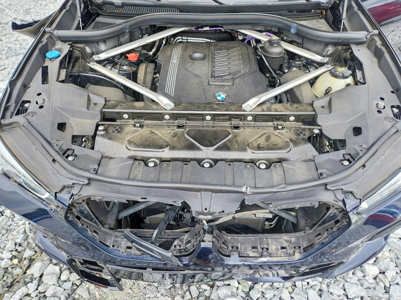 2022 BMW X6 xDrive40I - zdjęcie 11
