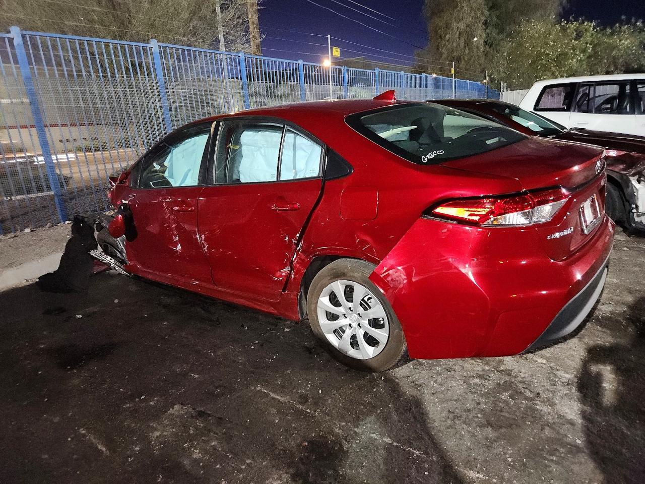 2024 Toyota Corolla Le - zdjęcie 2