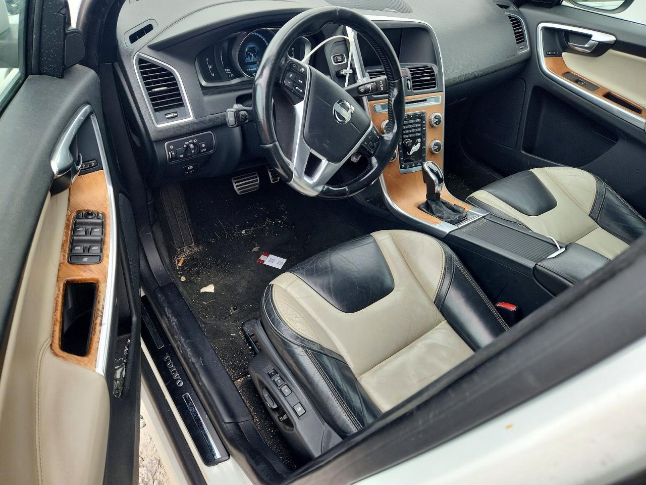 2015 Volvo Xc60 T6 Platinum - zdjęcie 8