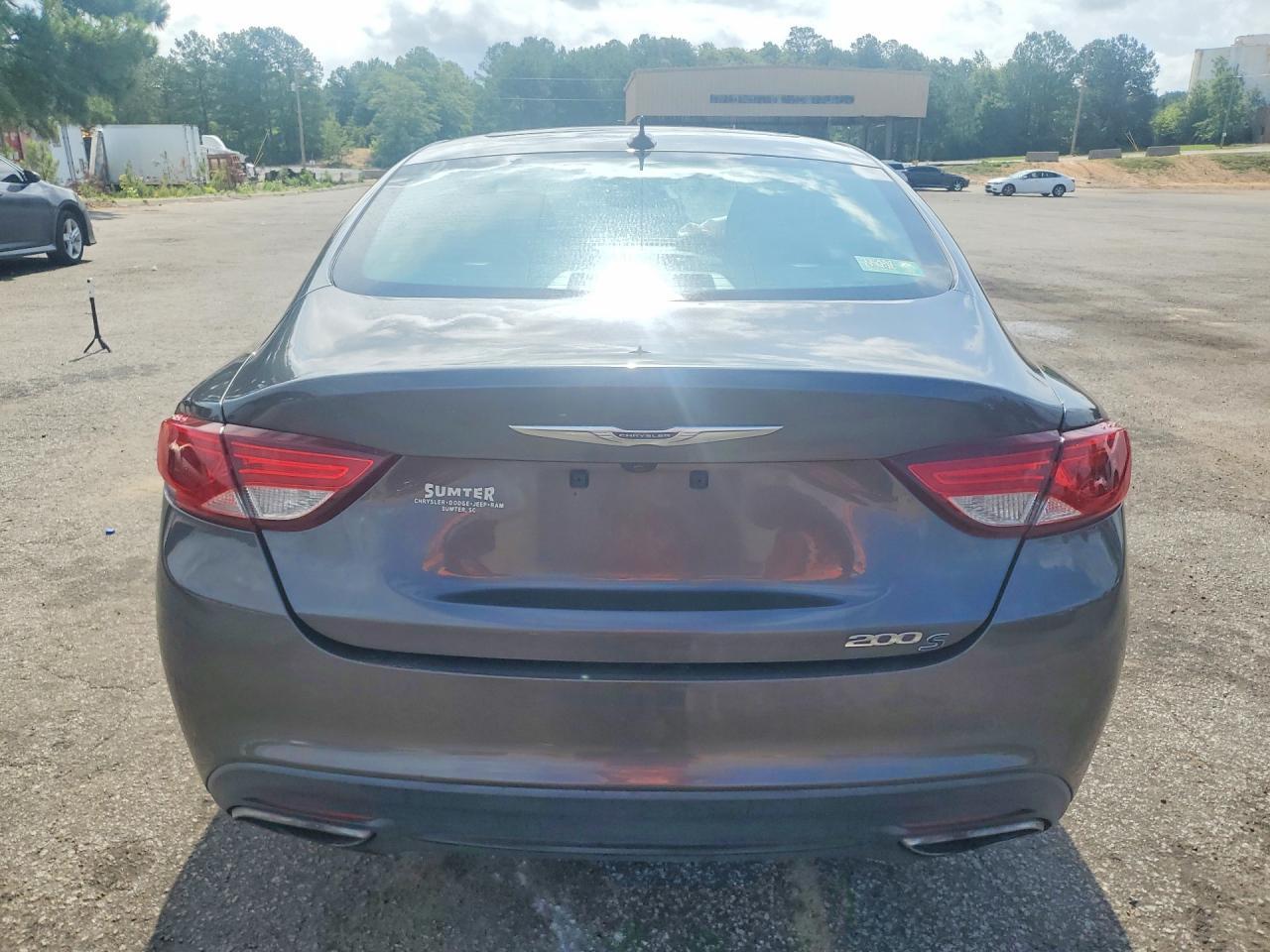 2015 Chrysler 200 S - zdjęcie 6