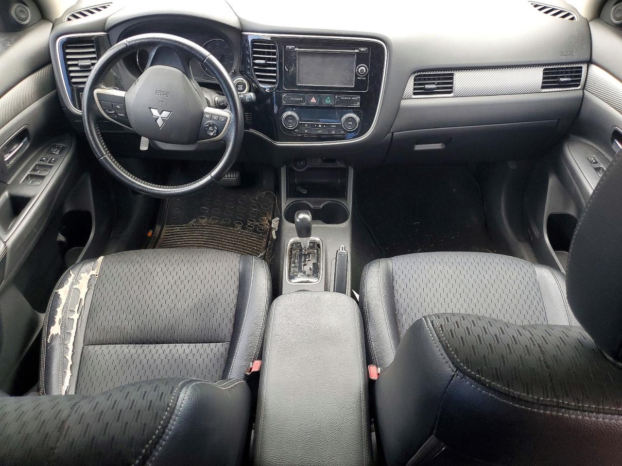 2015 Mitsubishi Outlander Se - zdjęcie 8