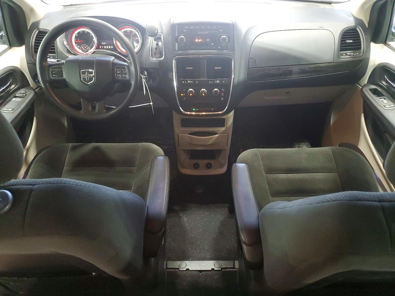 2016 Dodge Grand Caravan Se - zdjęcie 8