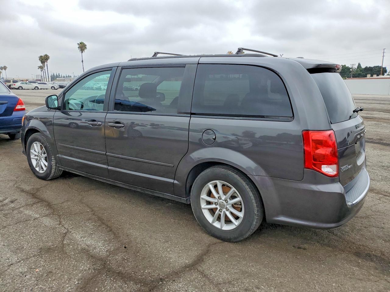 2016 Dodge Grand Caravan Sxt - zdjęcie 2