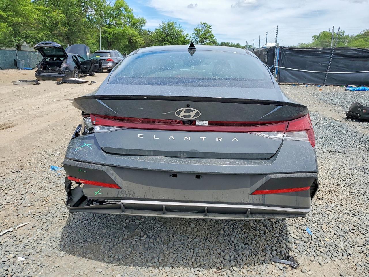 2025 Hyundai Elantra Sel Sport - zdjęcie 6