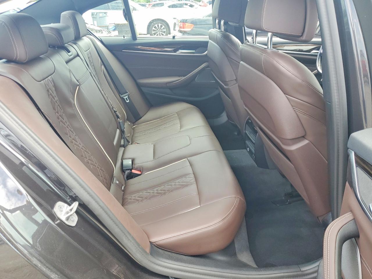 2023 BMW 540 Xi - zdjęcie 10