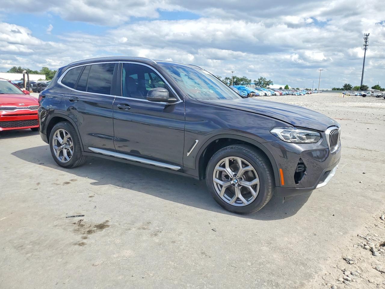 2024 BMW X3 xDrive30I - zdjęcie 4