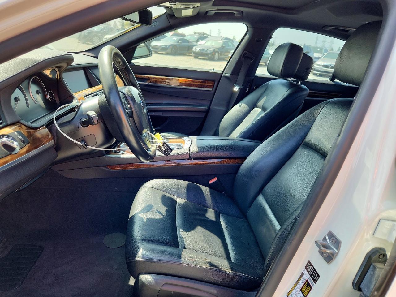 2013 BMW 740 I - zdjęcie 7