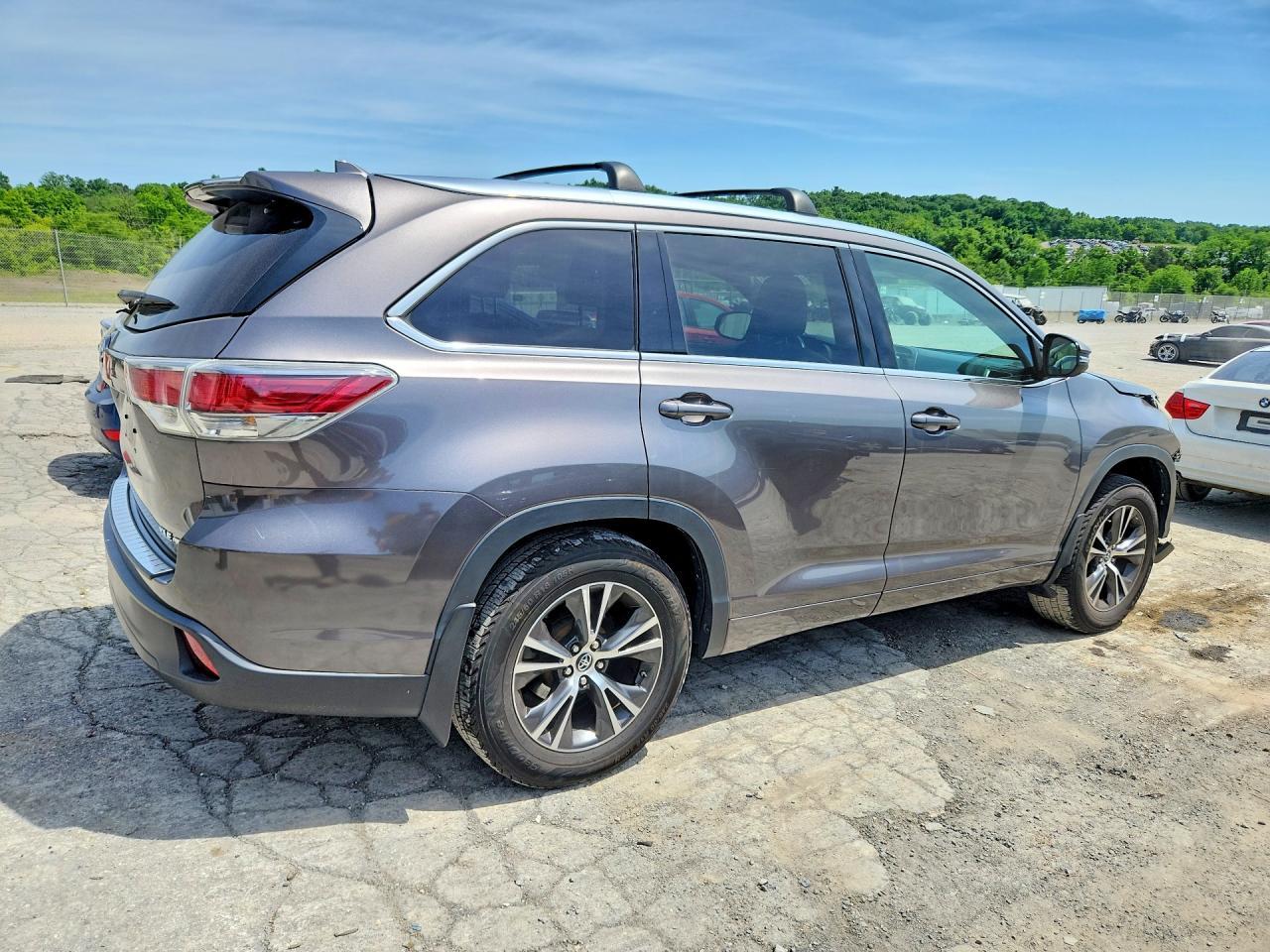 2016 Toyota Highlander Xle - zdjęcie 3