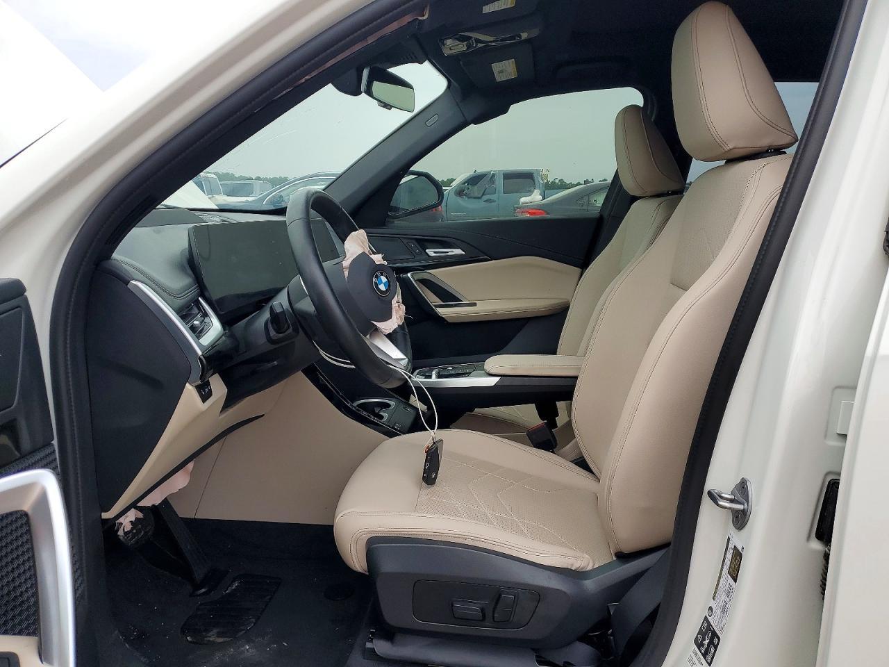 2025 BMW X1 xDrive28I - zdjęcie 7