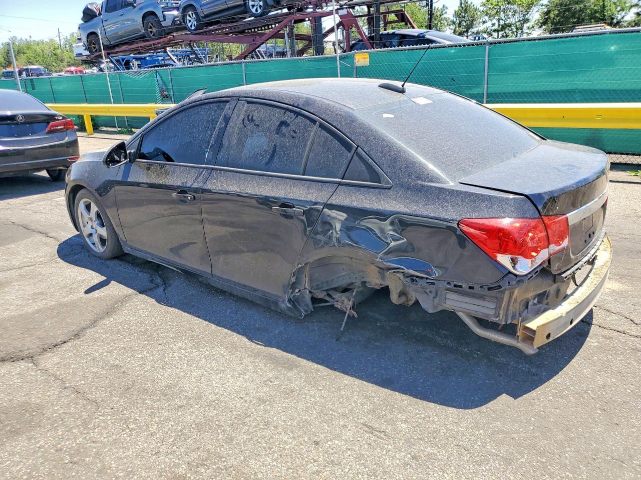 2015 Chevrolet Cruze Ls - zdjęcie 2