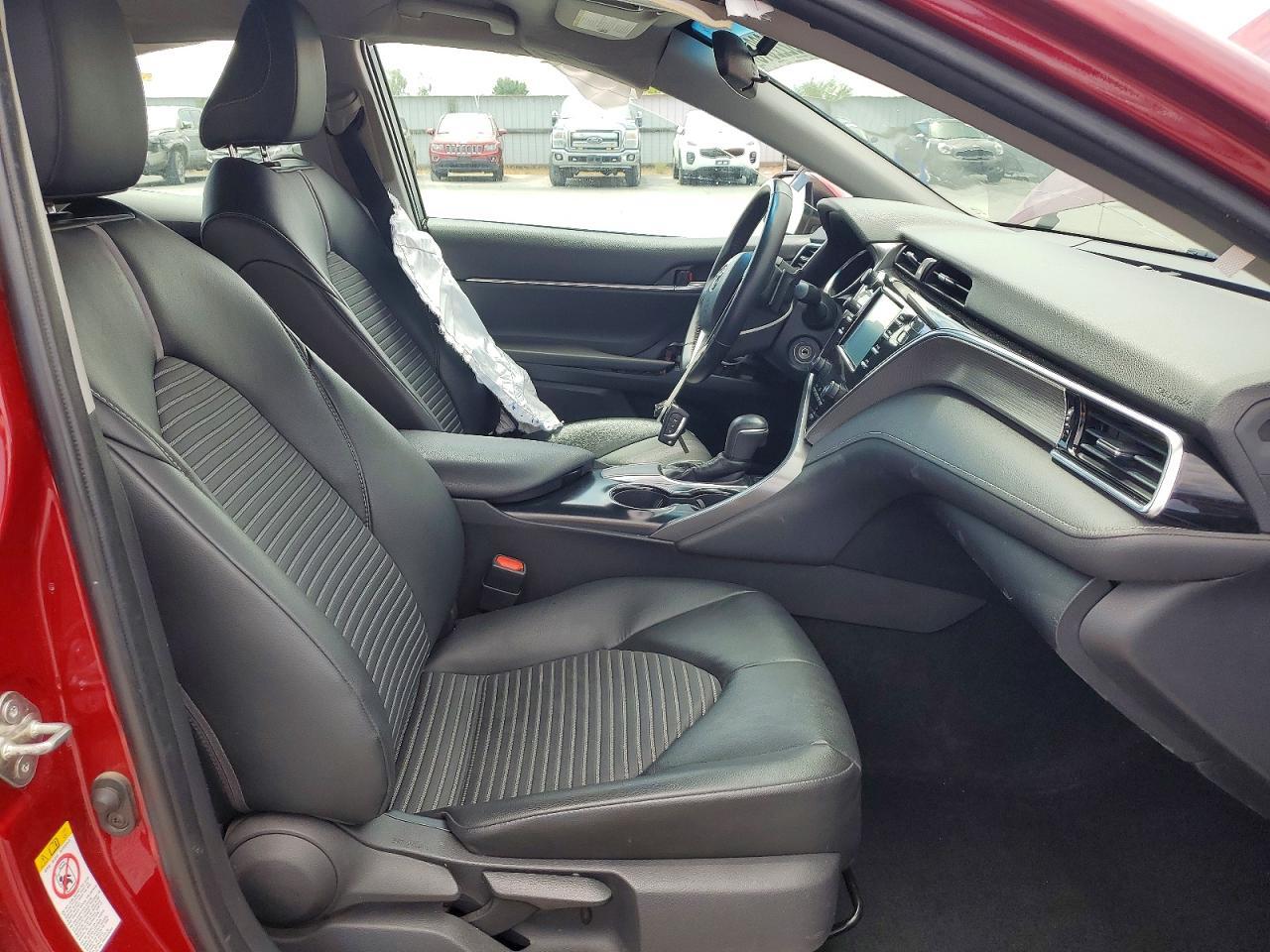 2018 Toyota Camry Se - zdjęcie 7