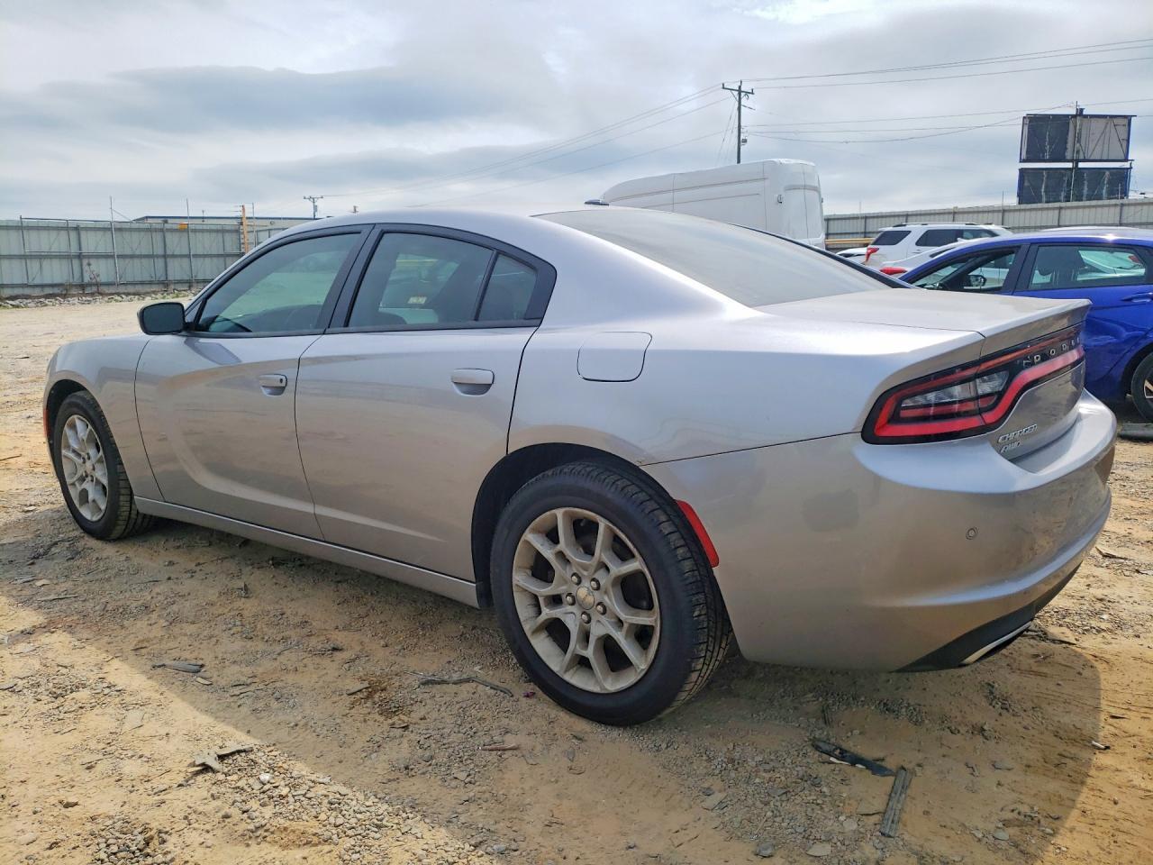 2016 Dodge Charger Se - zdjęcie 2
