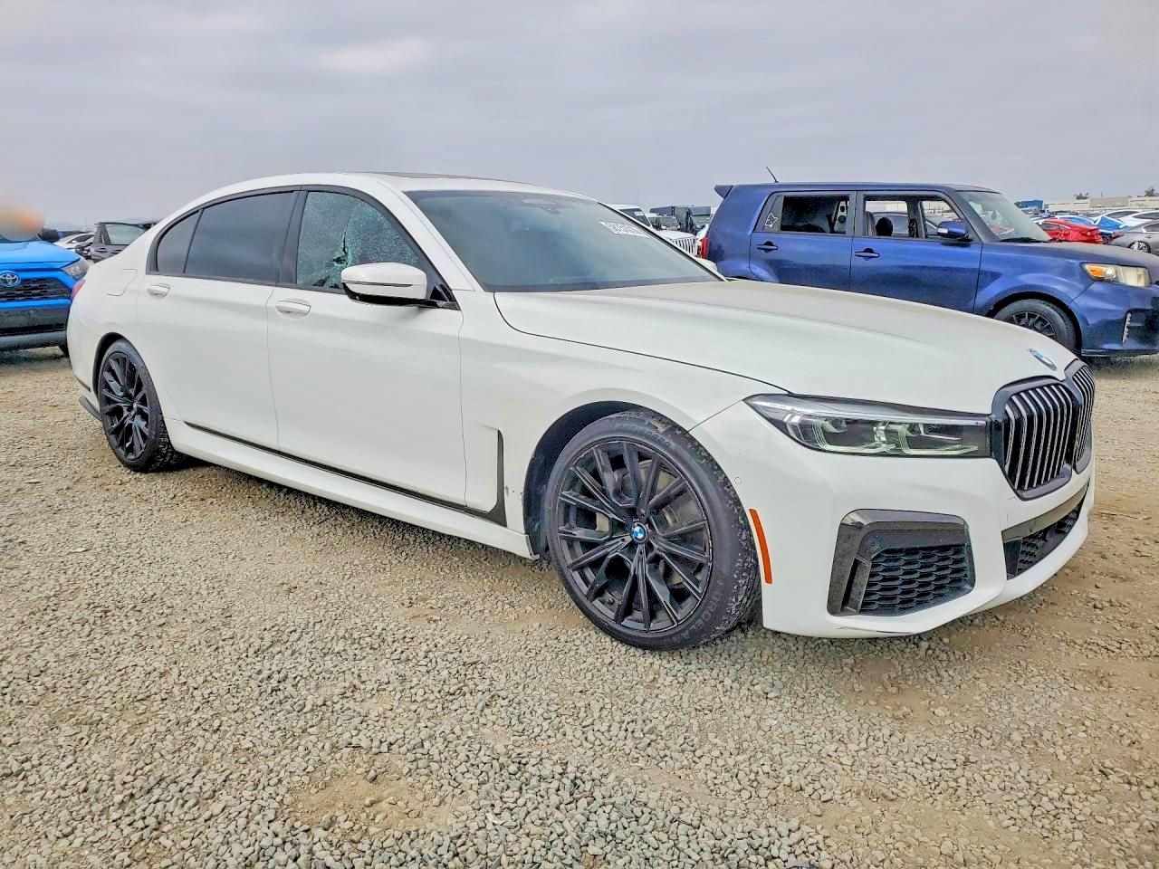 2021 BMW 740 I - zdjęcie 4