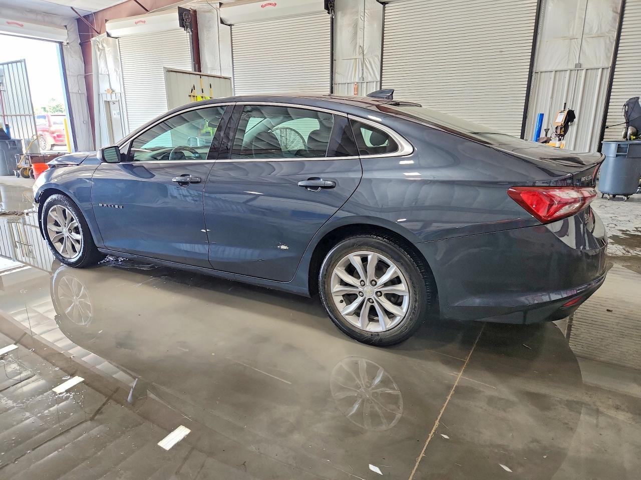 2019 Chevrolet Malibu Lt - zdjęcie 2