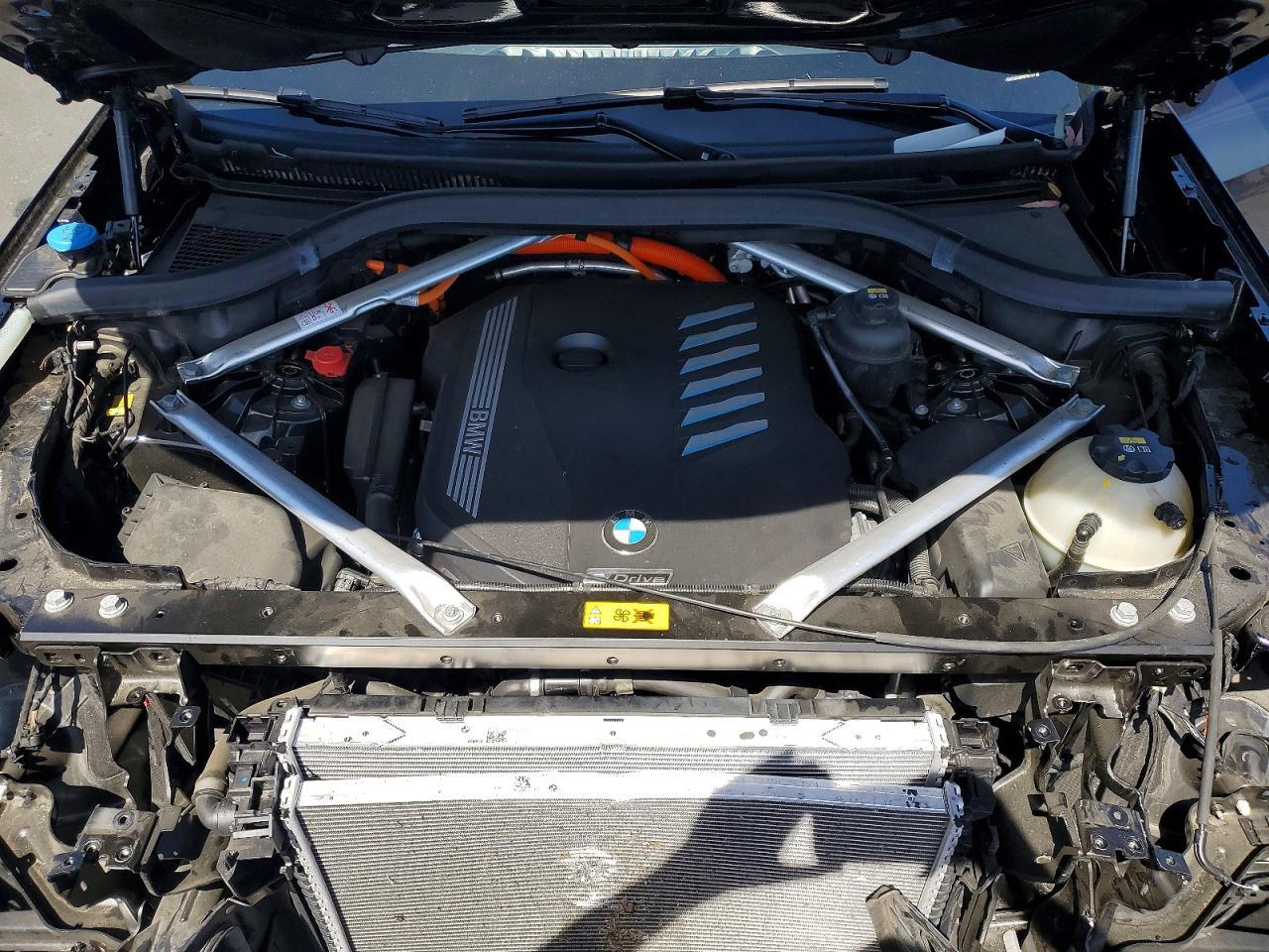 2022 BMW X5 xDrive45E - zdjęcie 11