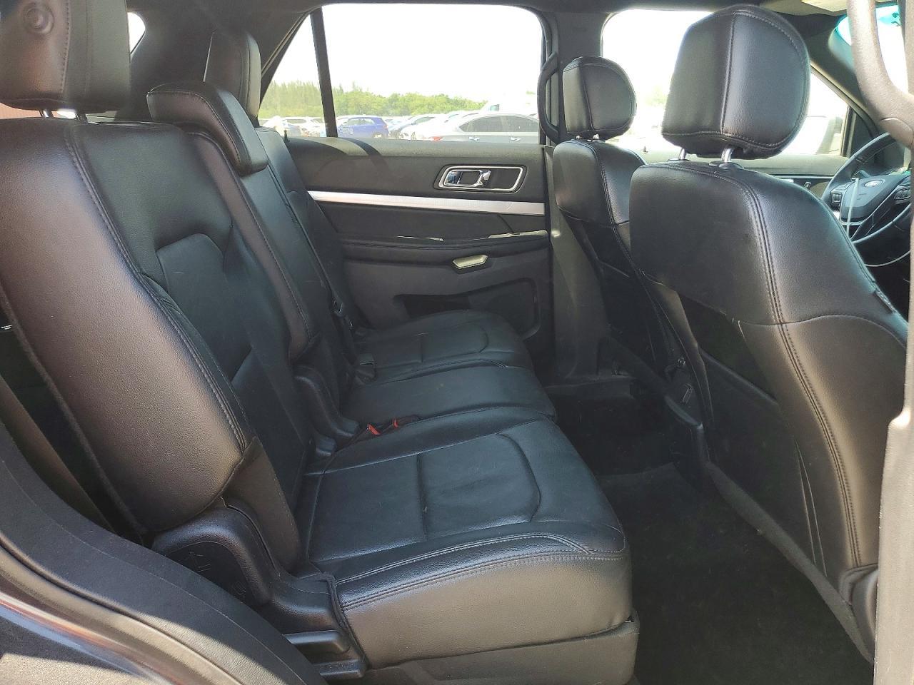 2017 Ford Explorer Xlt - zdjęcie 11