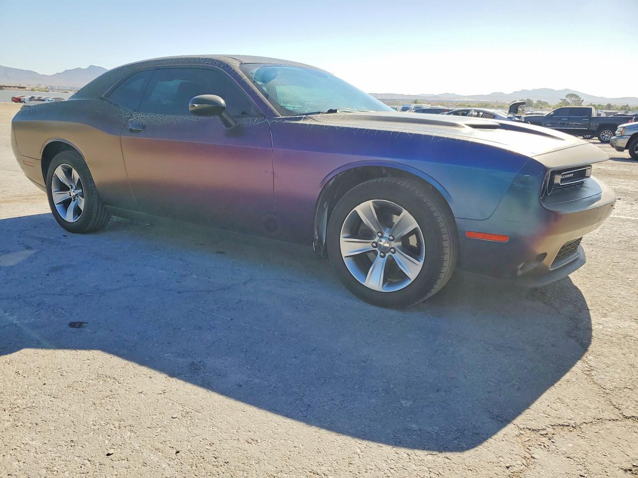 Dodge Challenger - zdjęcie 4