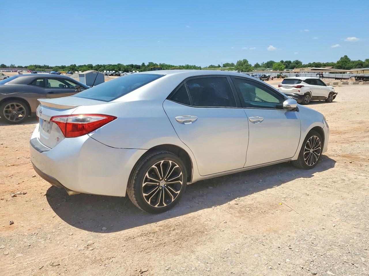2014 Toyota Corolla S Plus - zdjęcie 3