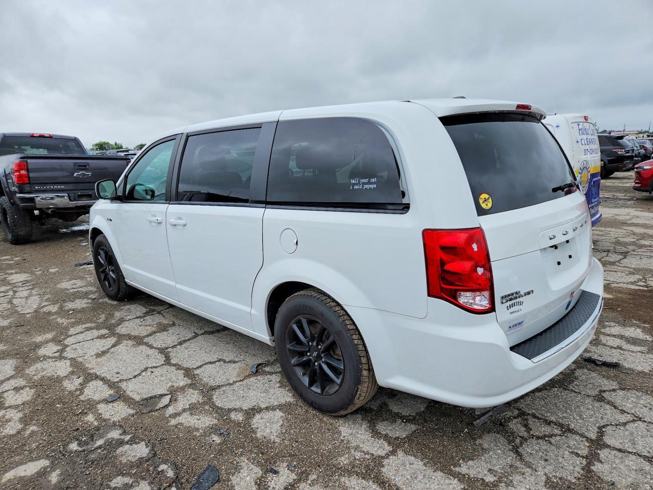 2020 Dodge Grand Caravan Gt - zdjęcie 2