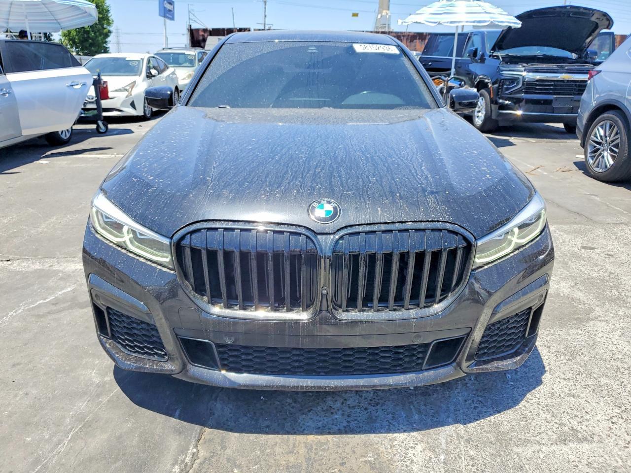 2022 BMW 740 I - zdjęcie 5