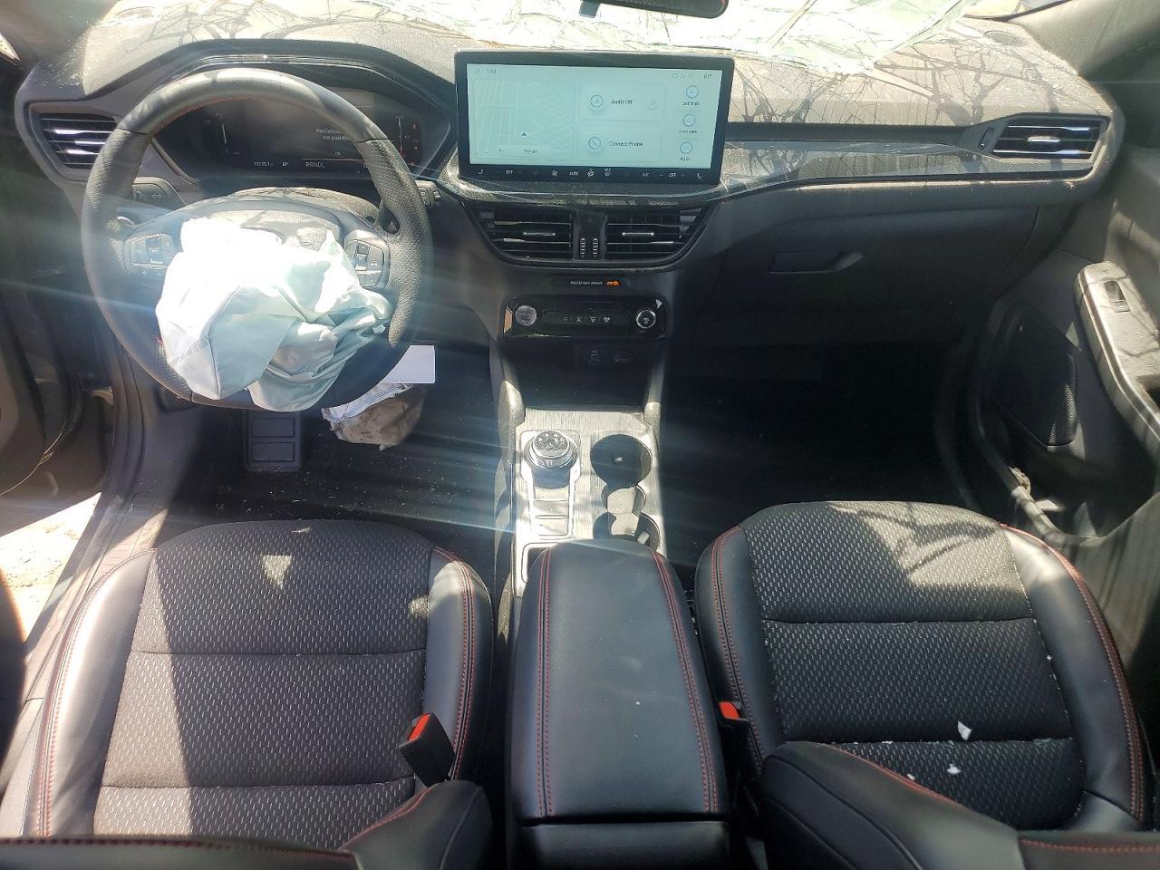 2025 Ford Escape St Line - zdjęcie 8