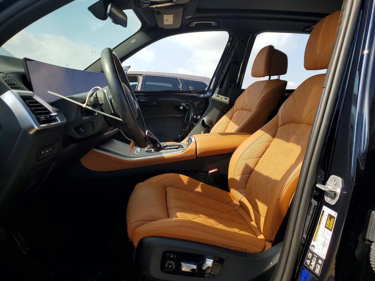 2024 BMW X5 xDrive40I - zdjęcie 7