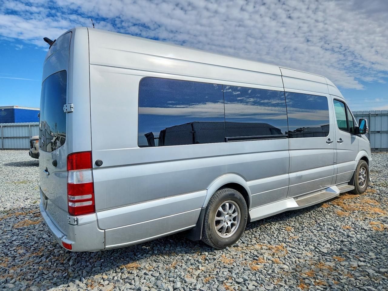 2015 Mercedes-Benz Sprinter 2500 - zdjęcie 3