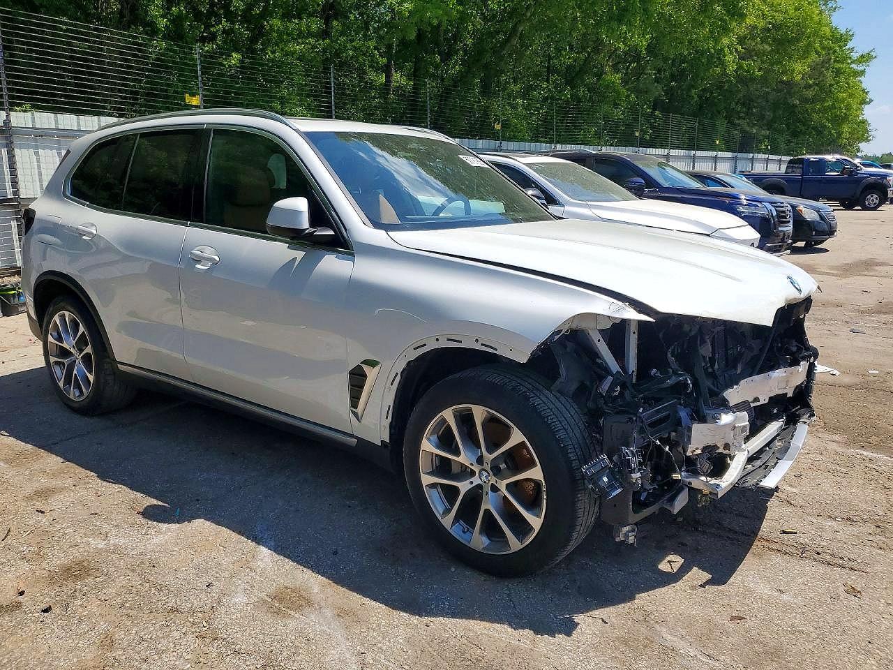 2025 BMW X5 xDrive40I - zdjęcie 4