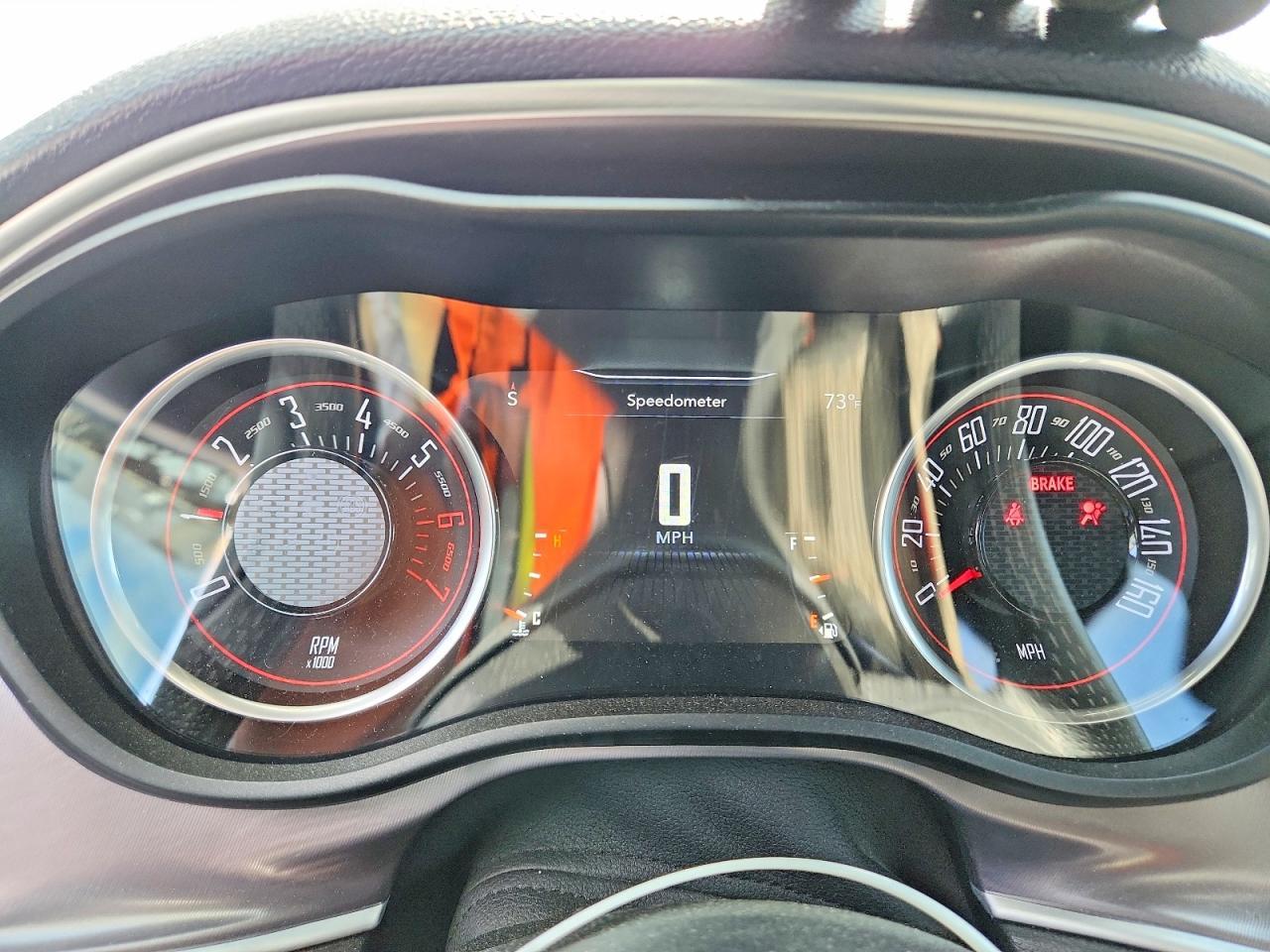 2019 Dodge Challenger R - zdjęcie 9