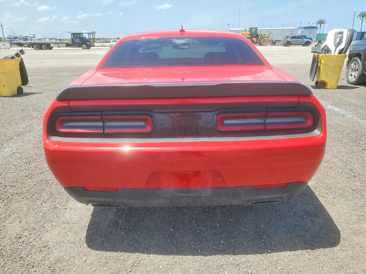 2023 Dodge Challenger R/T - zdjęcie 6