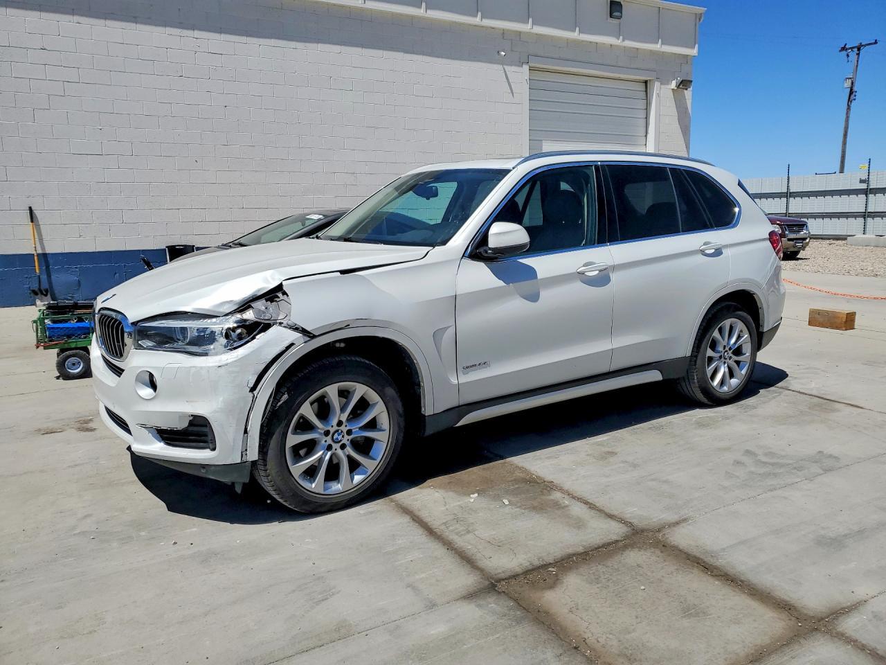 2015 BMW X5 xDrive35I - zdjęcie główne