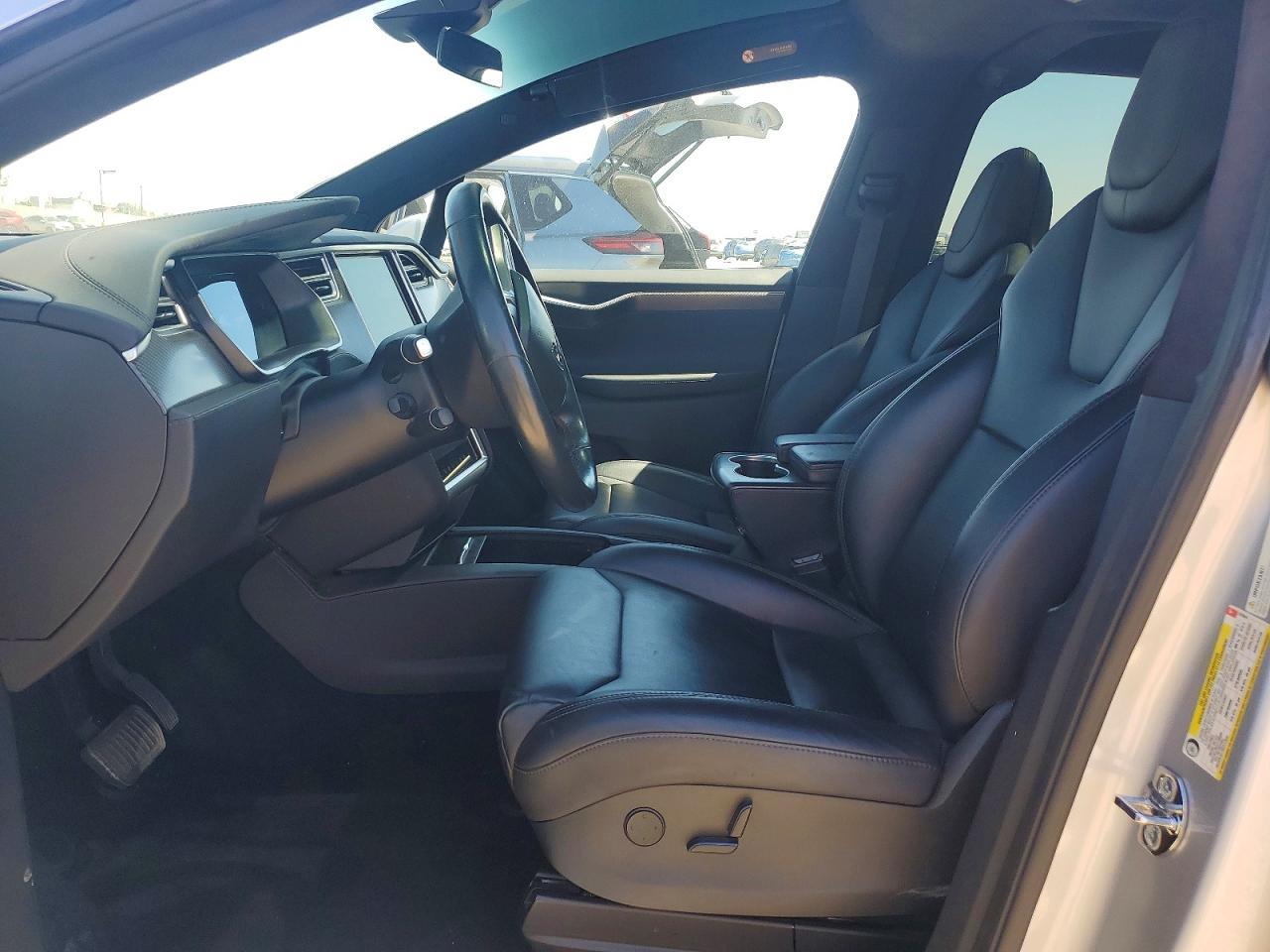 2017 Tesla Model X - zdjęcie 7