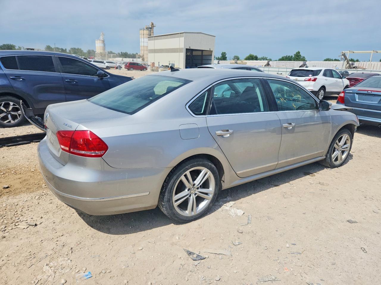 2013 Volkswagen Passat Sel - zdjęcie 3