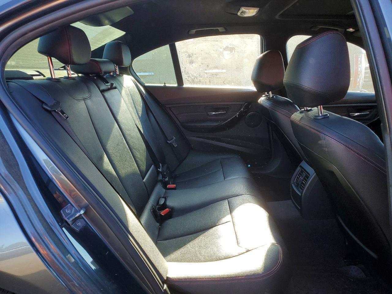 2015 BMW 328 Xi - zdjęcie 10