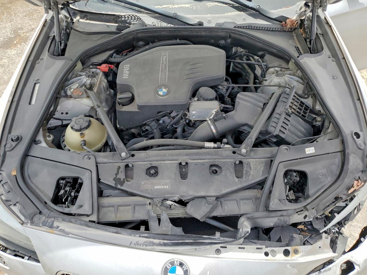 2013 BMW 528 I - zdjęcie 11