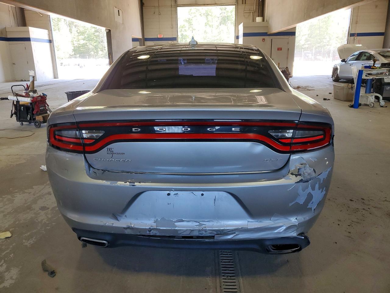 2016 Dodge Charger Sxt - zdjęcie 6