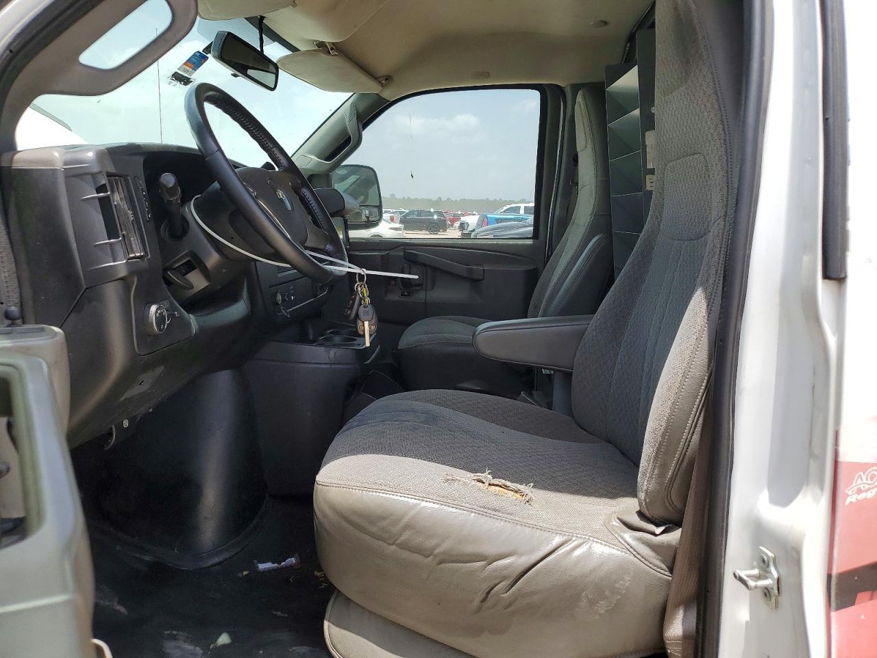 2019 Chevrolet Express G3500 - zdjęcie 7