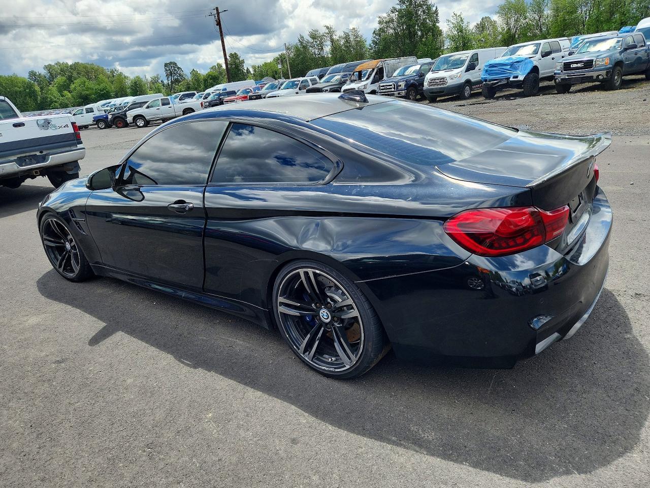 2015 BMW M4 - zdjęcie 2