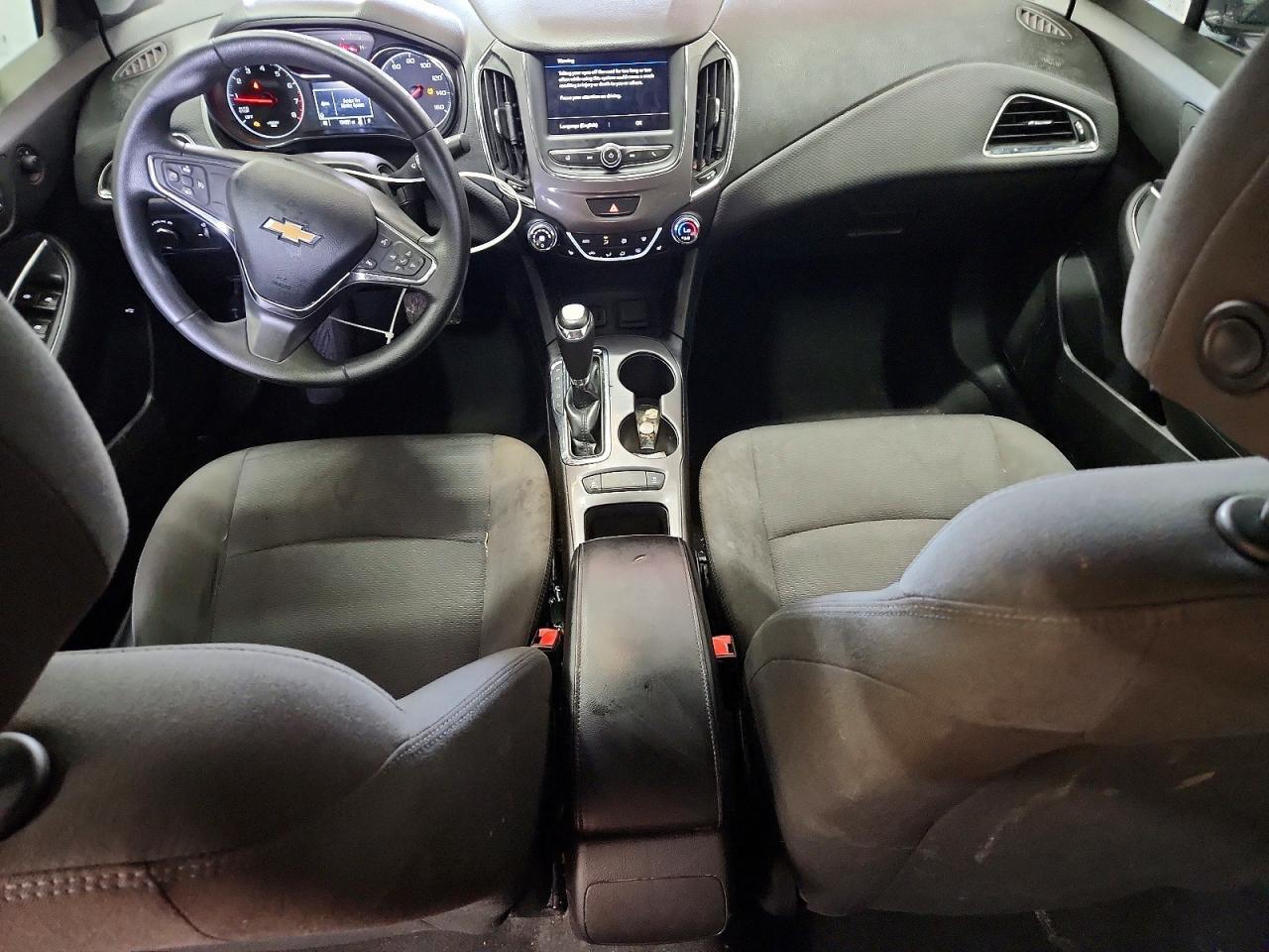 2019 Chevrolet Cruze Lt - zdjęcie 8