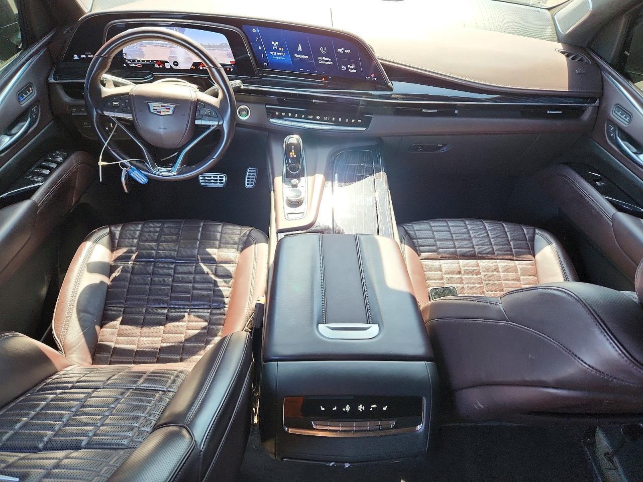 2023 Cadillac Escalade V Sport - zdjęcie 8
