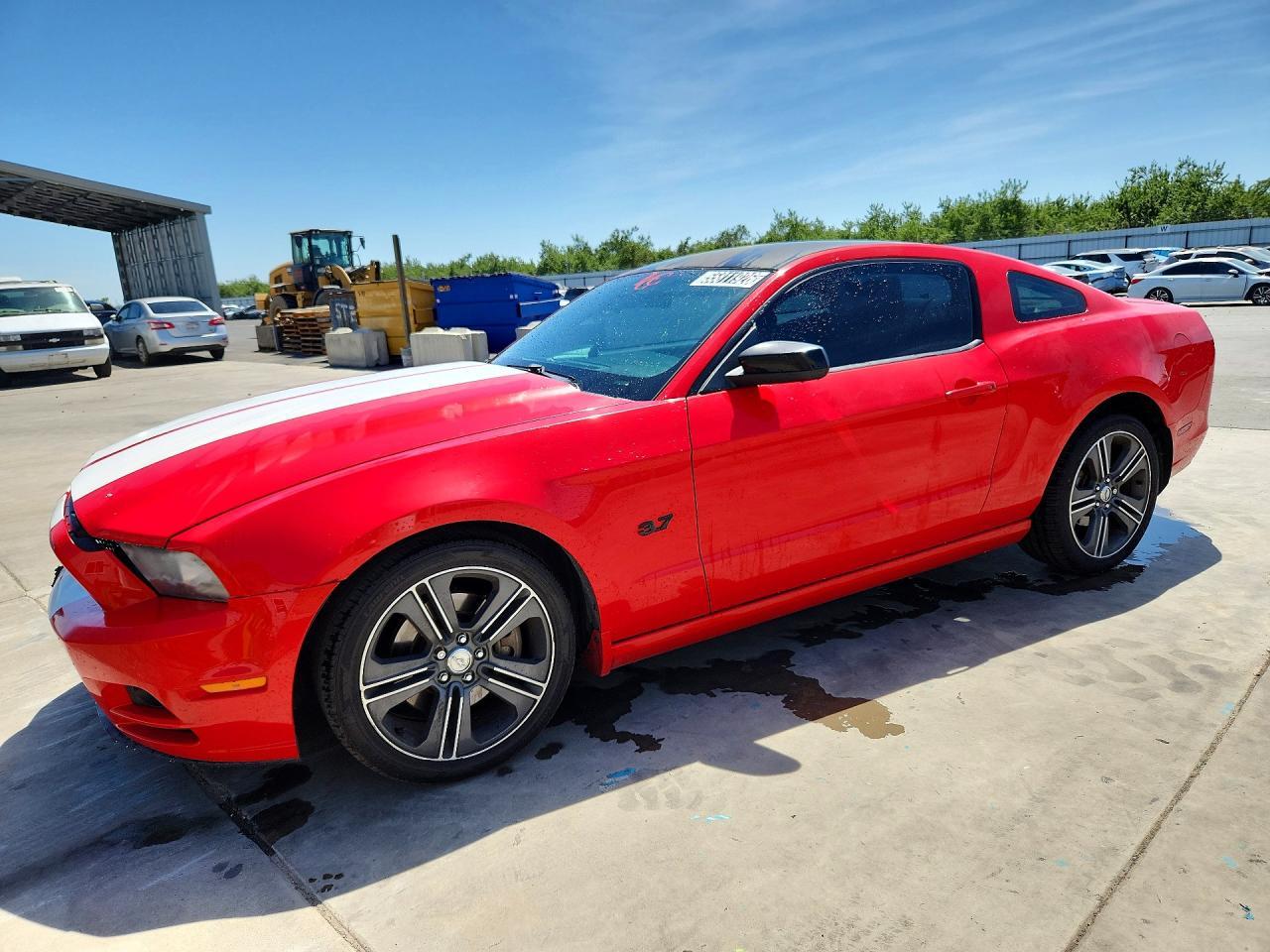2013 Ford Mustang - zdjęcie główne