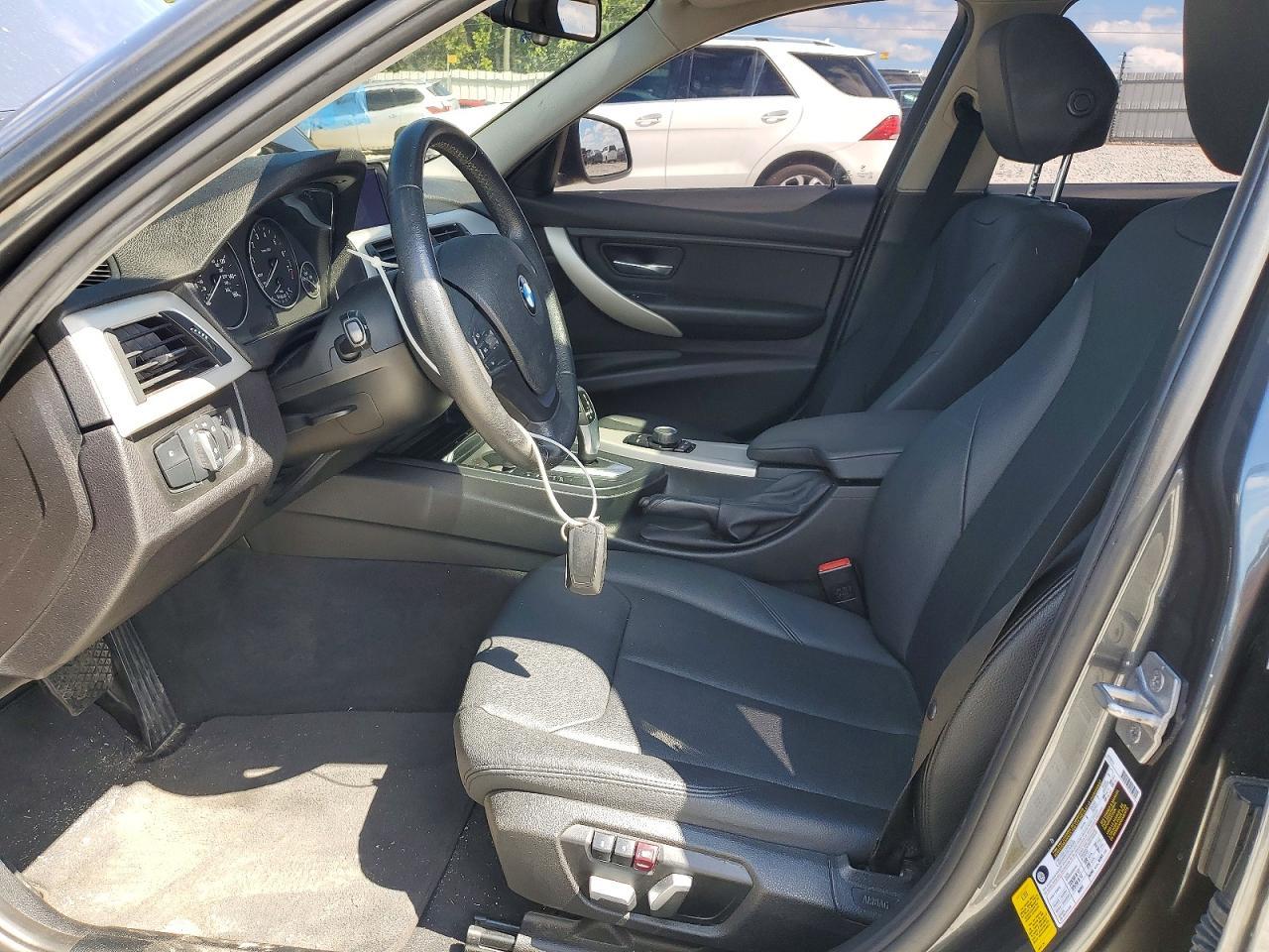 2017 BMW 320 I - zdjęcie 7