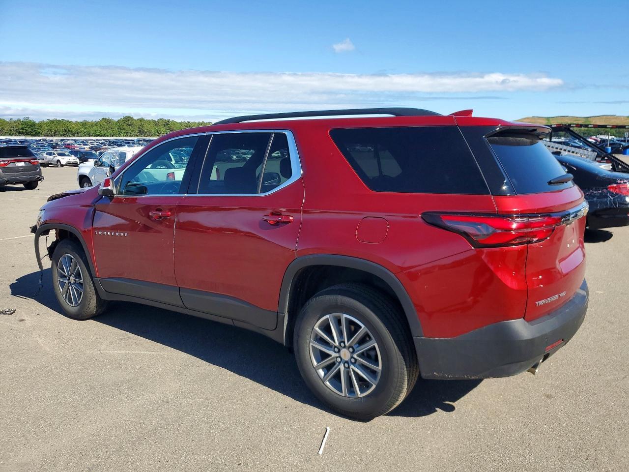 2023 Chevrolet Traverse Lt - zdjęcie 2