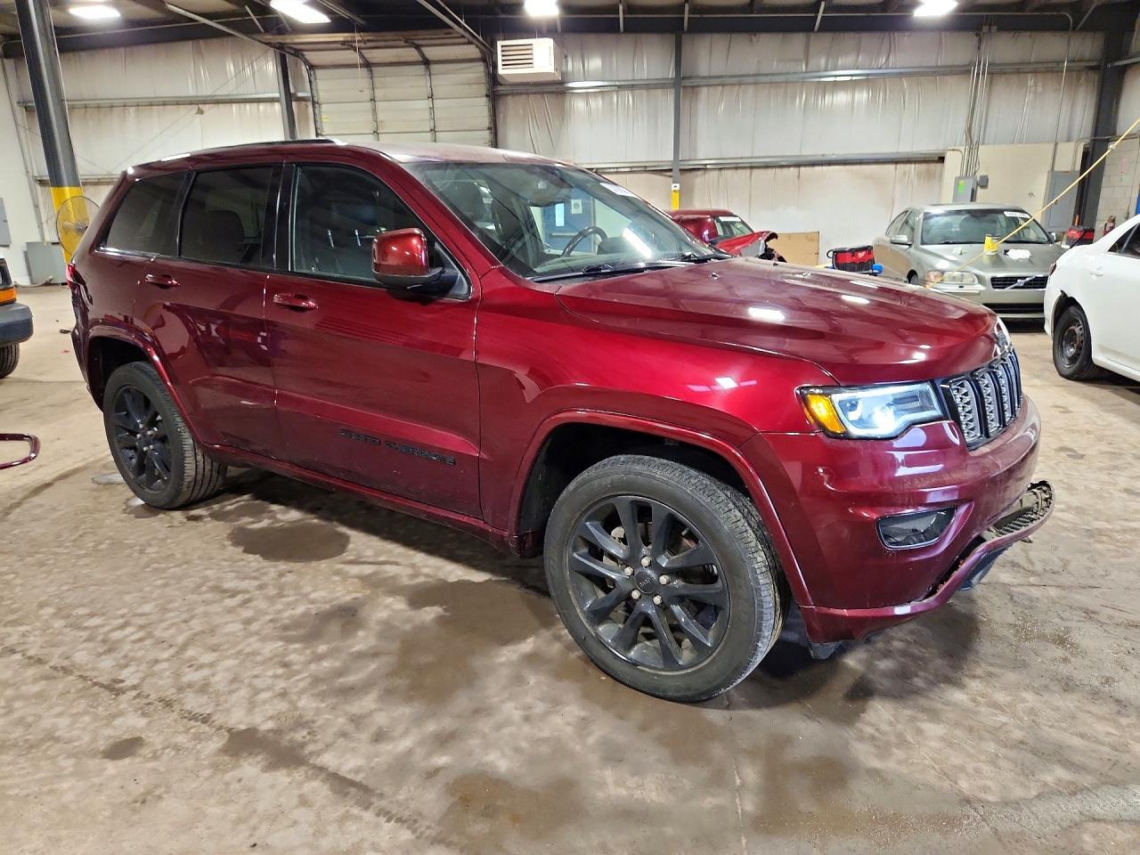 2020 Jeep Grand Cherokee Laredo - zdjęcie 4