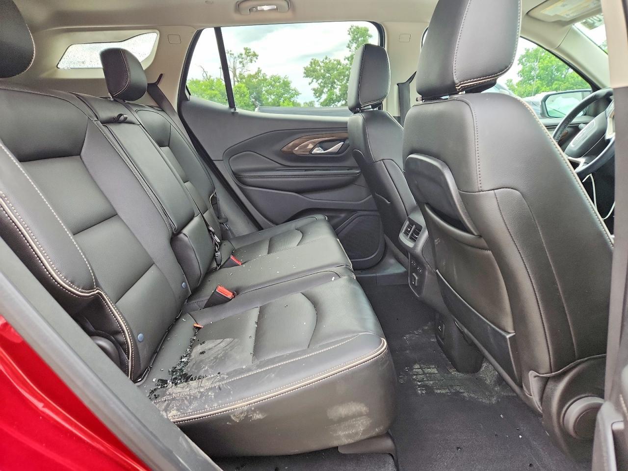 2020 GMC Terrain Denali - zdjęcie 11